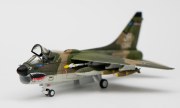 A-7D Corsair II 1:144