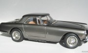 Ferrari 250 GT Pininfarina Coupe 1:24