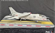 Vought F-8E Crusader 1:48