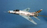 North American F-100D Super Sabre 1:144