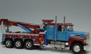 Ford LTL 9000 Wrecker 1:24