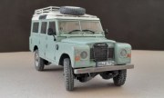 Land Rover Series III LWB Station Wagon 1:24